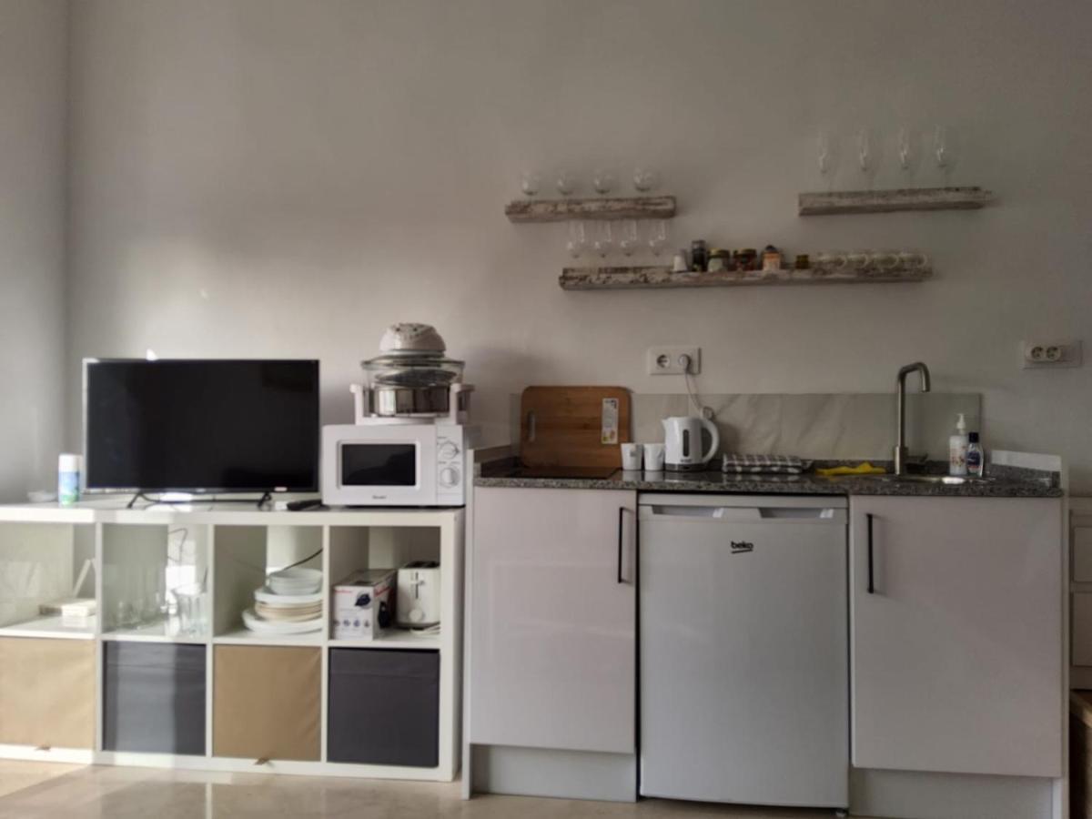 Tranquility Studio Apartment Малага Екстериор снимка