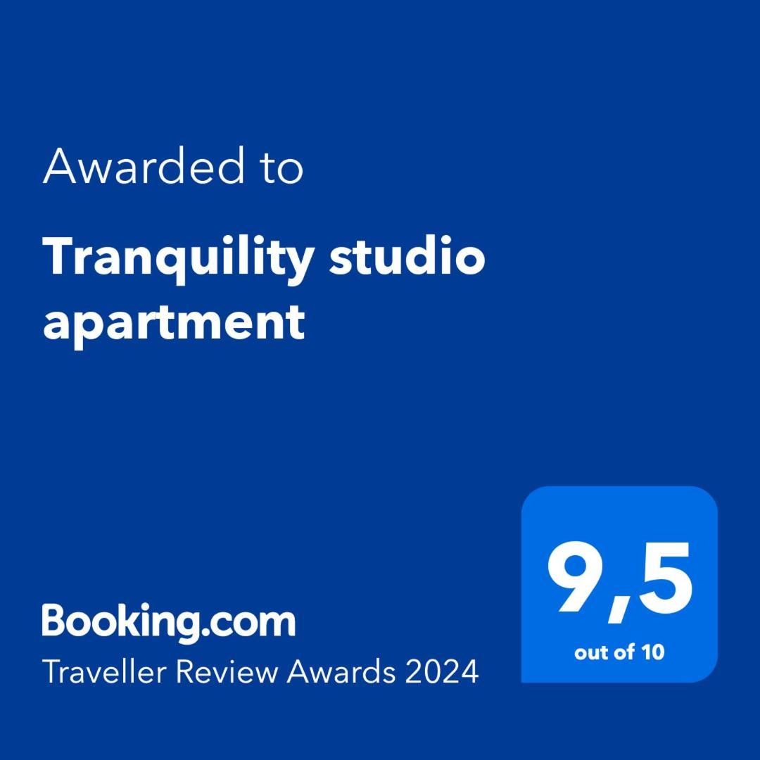 Tranquility Studio Apartment Малага Екстериор снимка